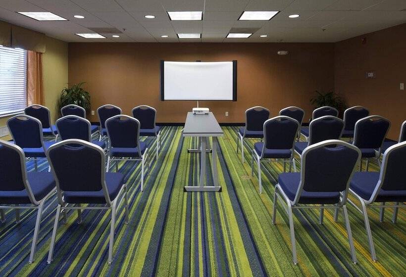 فندق Fairfield Inn & Suites By Marriott Charleston Airport/convention Center