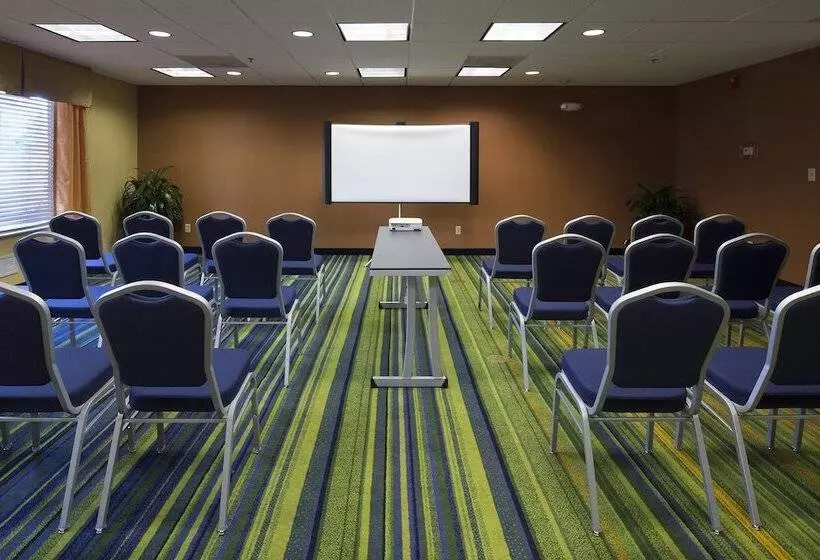 호텔 Fairfield Inn & Suites By Marriott Charleston Airport/convention Center