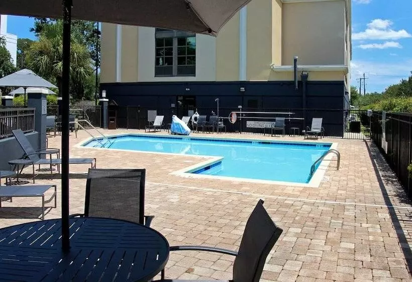 호텔 Fairfield Inn & Suites By Marriott Charleston Airport/convention Center