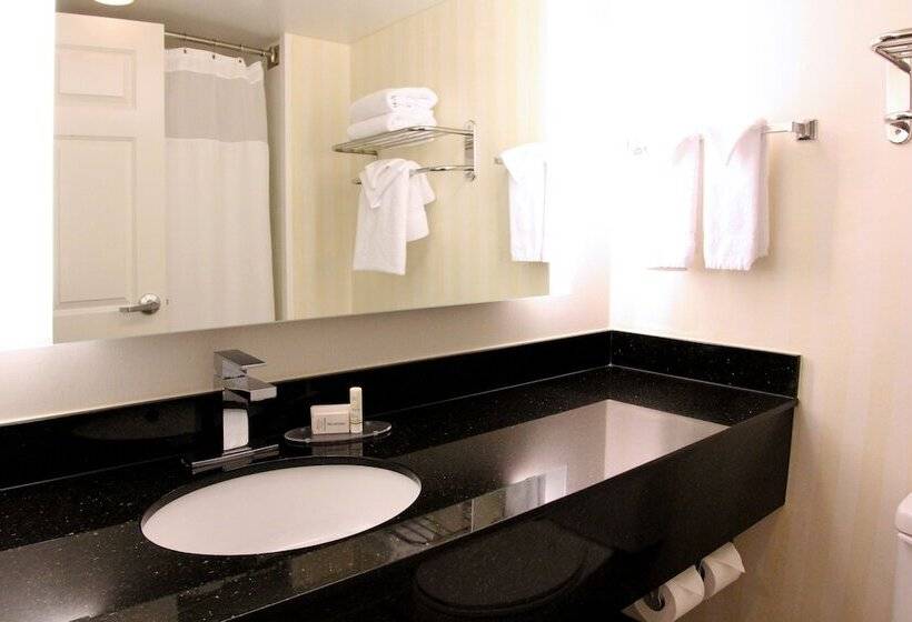 فندق Fairfield Inn & Suites By Marriott Charleston Airport/convention Center