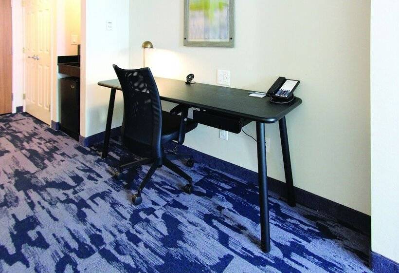 فندق Fairfield Inn & Suites By Marriott Charleston Airport/convention Center