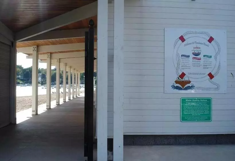 호텔 Fontana Village Inn