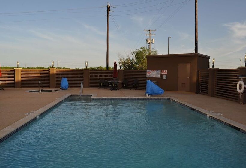 호텔 Hampton Inn Pleasanton