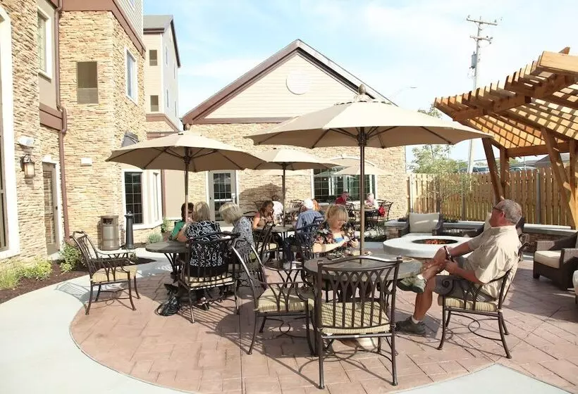 Отель Staybridge Suites Lincoln North East, An Ihg