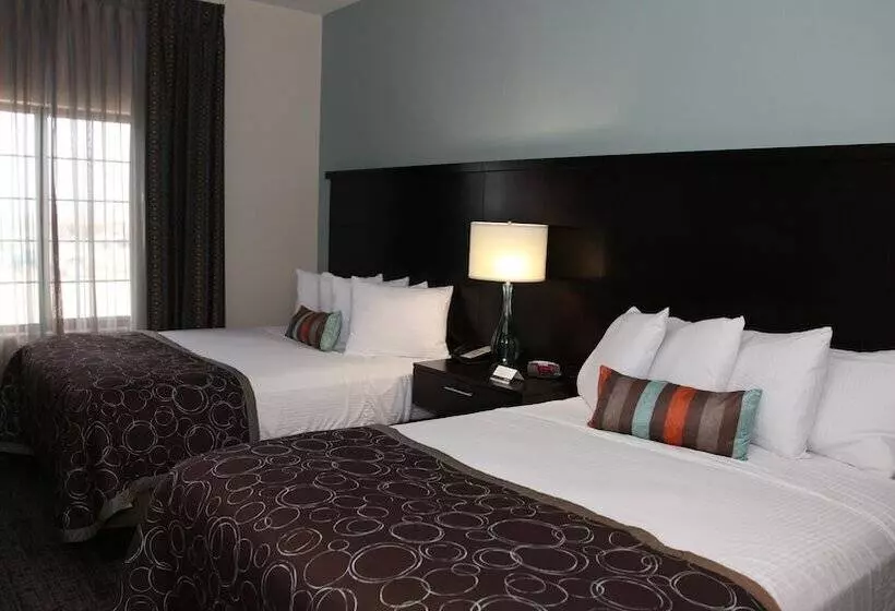 Отель Staybridge Suites Lincoln North East, An Ihg
