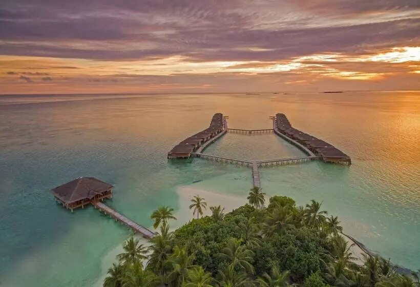 Medhufushi Island Resort