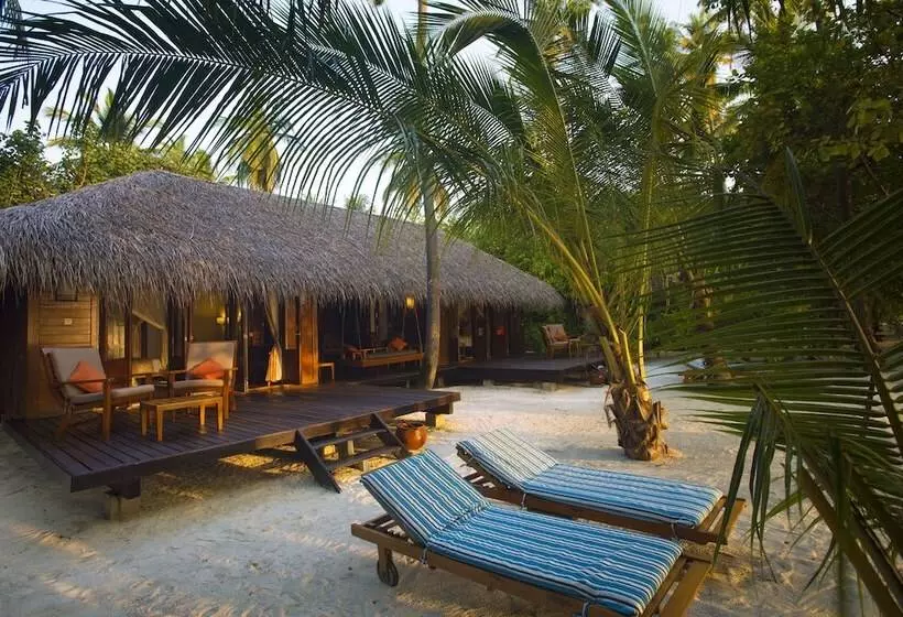 Medhufushi Island Resort