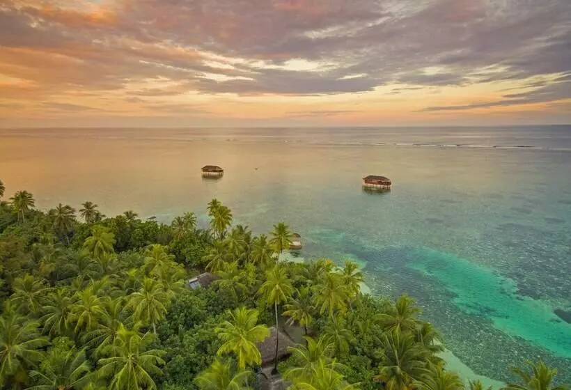 Medhufushi Island Resort