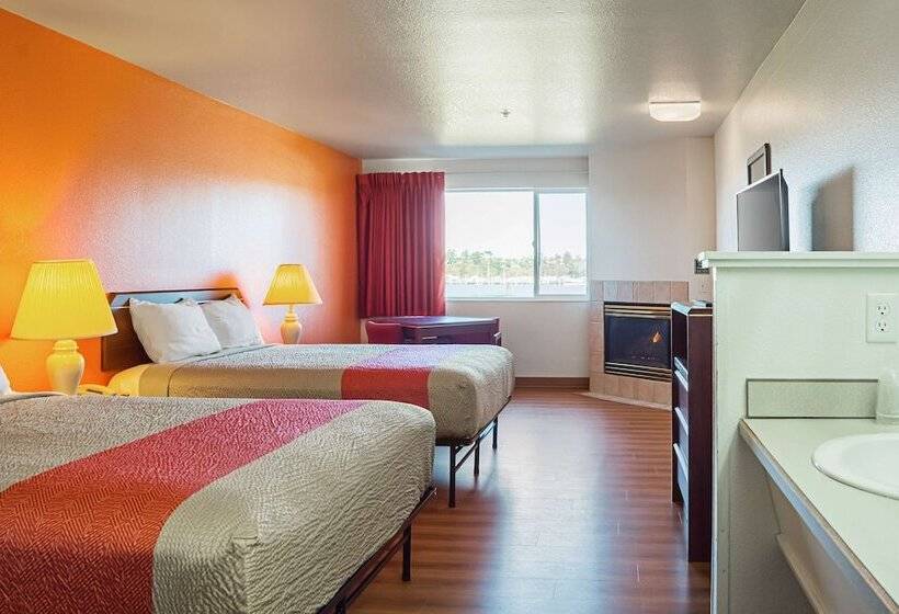 Motel 6 Newport, Or