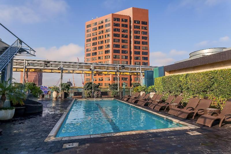 Tenten Wilshire Official