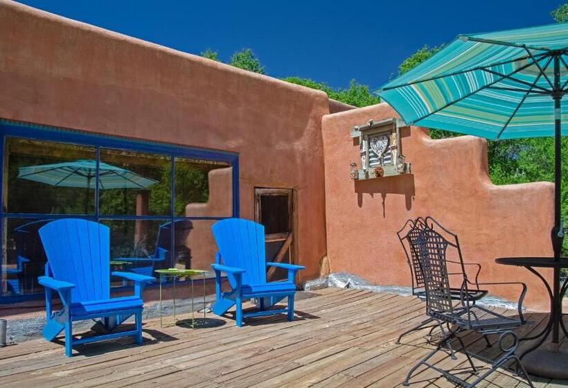 Adobe And Pines Inn Bed And Breakfast