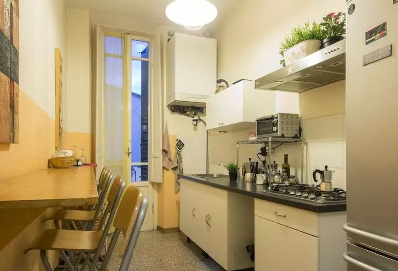 تختخواب و صبحانه Ridolfi Guest House