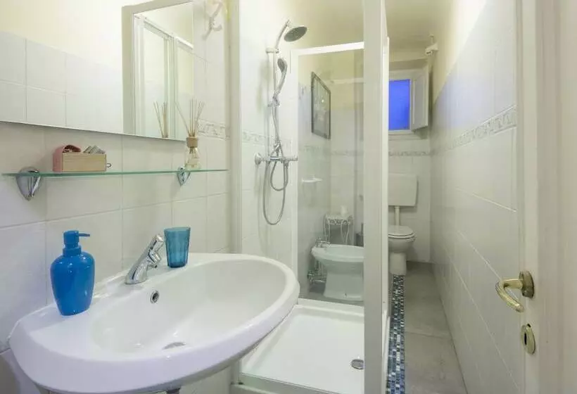 تختخواب و صبحانه Ridolfi Guest House