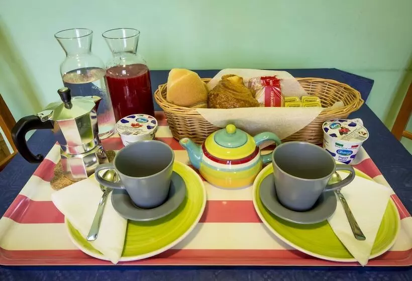 تختخواب و صبحانه Ridolfi Guest House