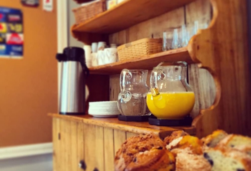 فندق Abalonia Inn