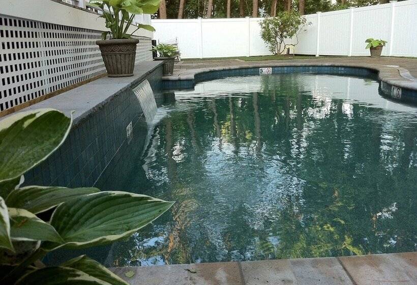 فندق Abalonia Inn