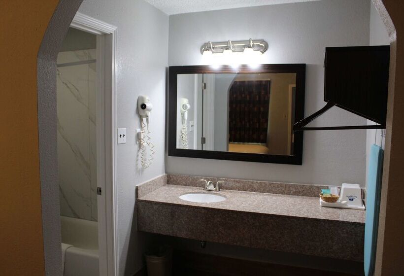 هتل Americas Best Value Inn Medical Center Downtown