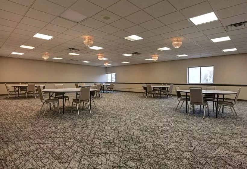 호텔 Country Inn & Suites By Radisson, Pierre, Sd