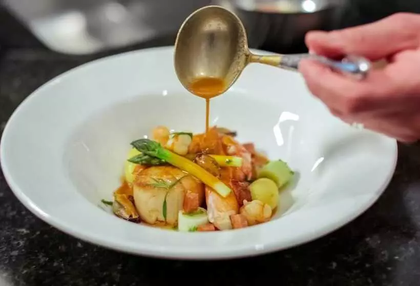 ホテル Delamar Southport