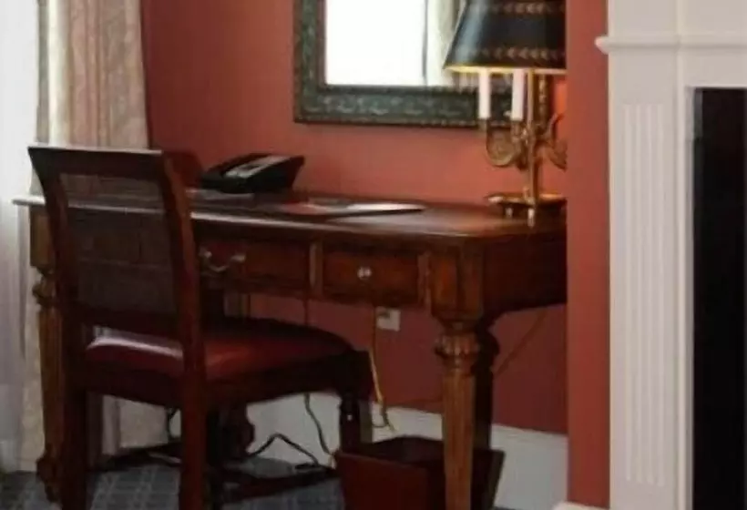 ホテル Delamar Southport