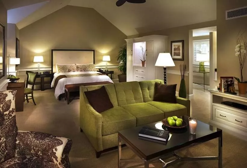 酒店 Fess Parker Wine Country Inn