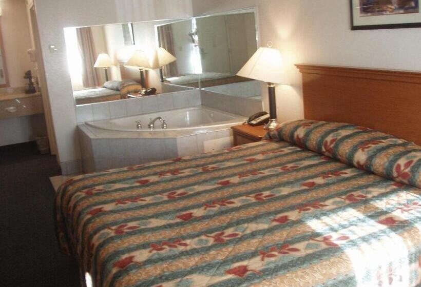 ホテル Kozy Inn Columbus