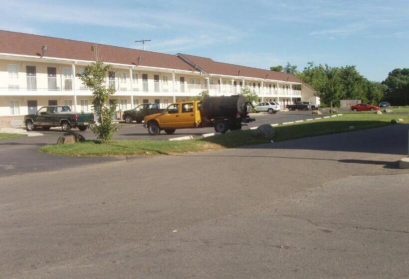 ホテル Kozy Inn Columbus