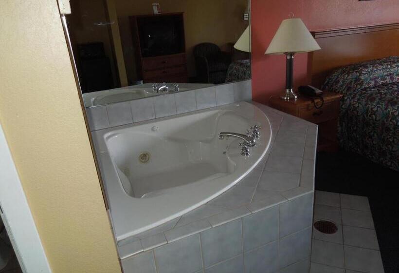 ホテル Kozy Inn Columbus