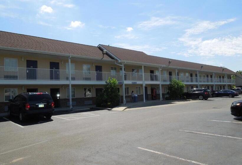 ホテル Kozy Inn Columbus