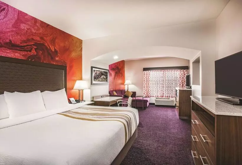 Отель La Quinta By Wyndham Chambersburg