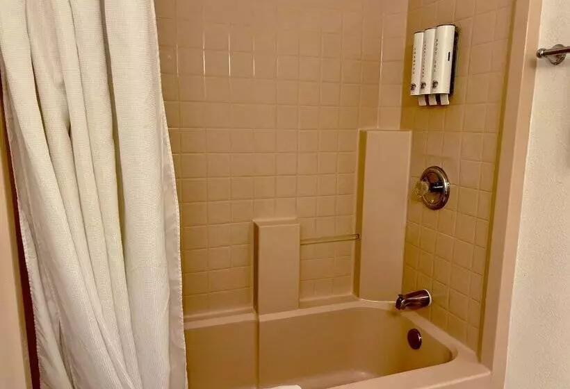 Hotelli Ocean View Lodge