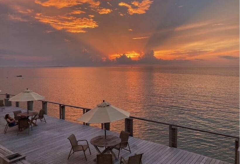 فندق Sun N Sound