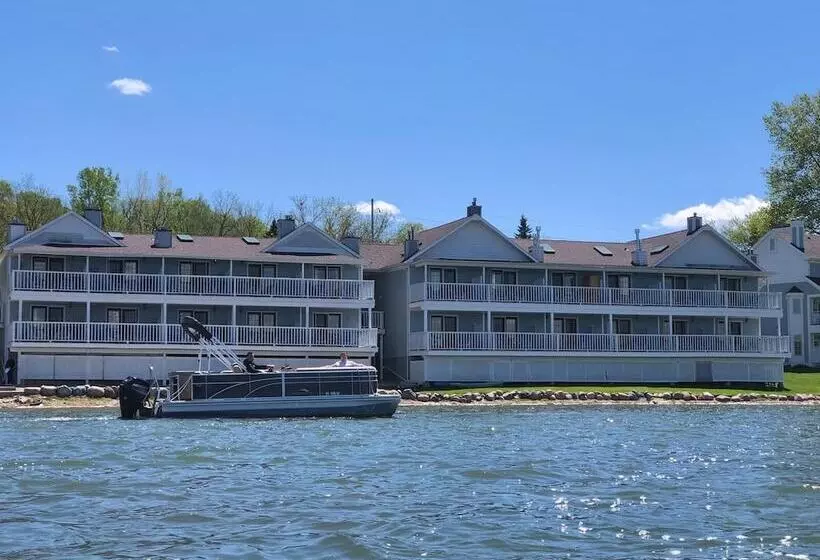 Отель The French Country Inn