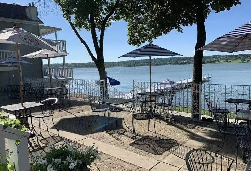 Отель The French Country Inn