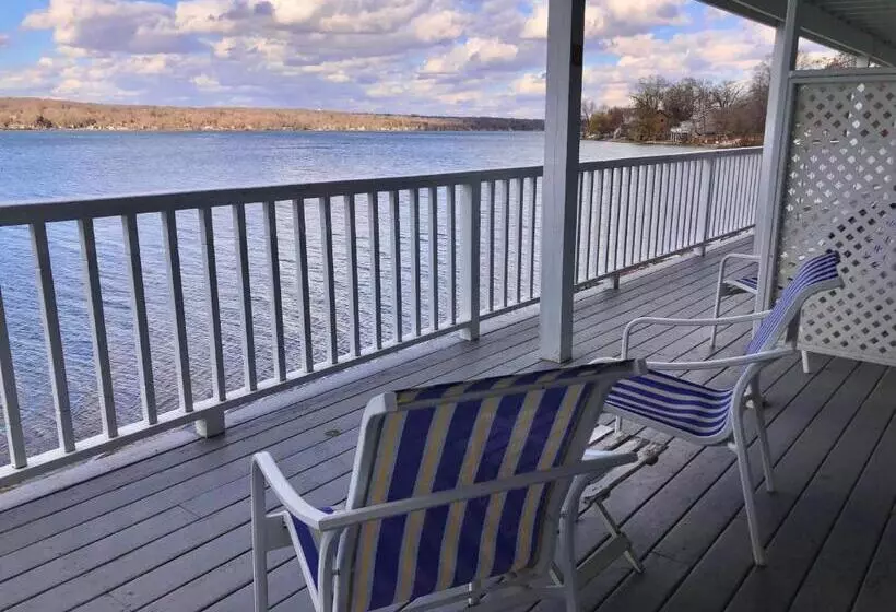 Отель The French Country Inn