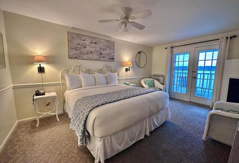 فندق The French Country Inn