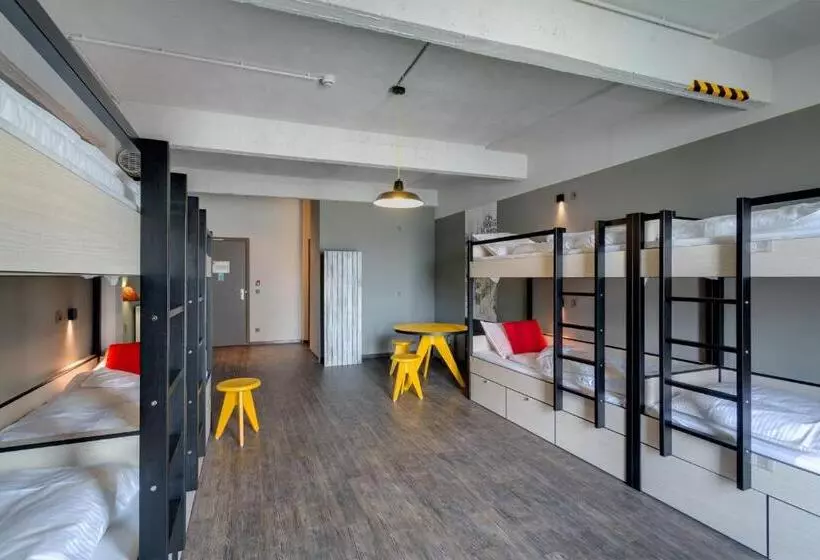 레지던스 Meininger Hotels Bruxelles City Center