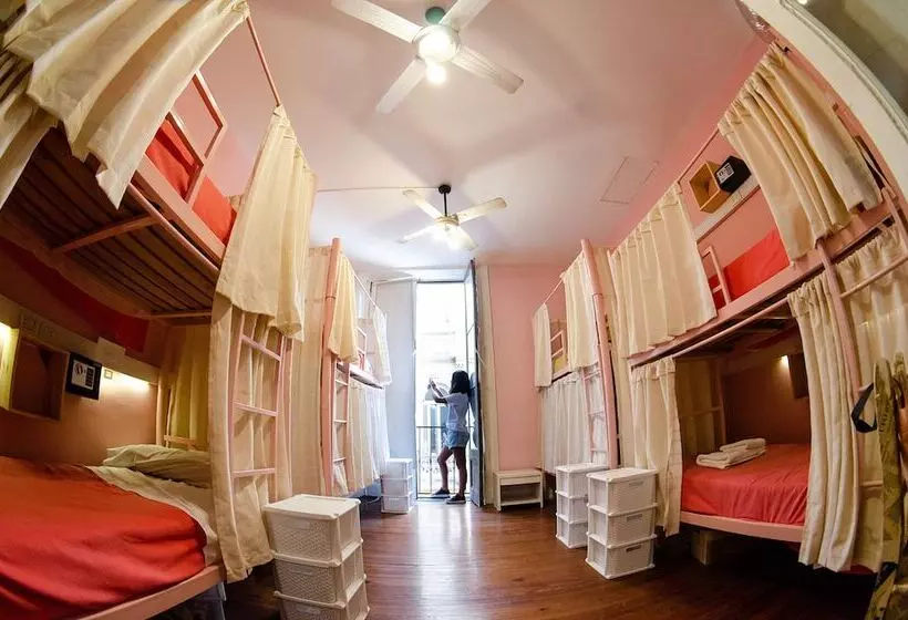 هاستل Ba Stop Hotel House