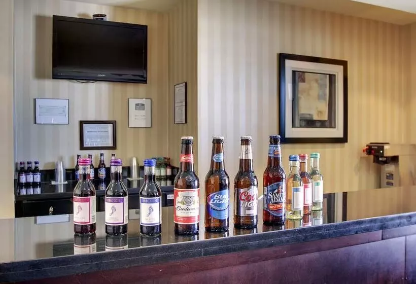 호텔 Cobblestone Inn & Suites  Carrington