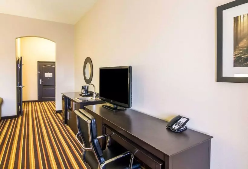 ホテル Comfort Suites Amarillo