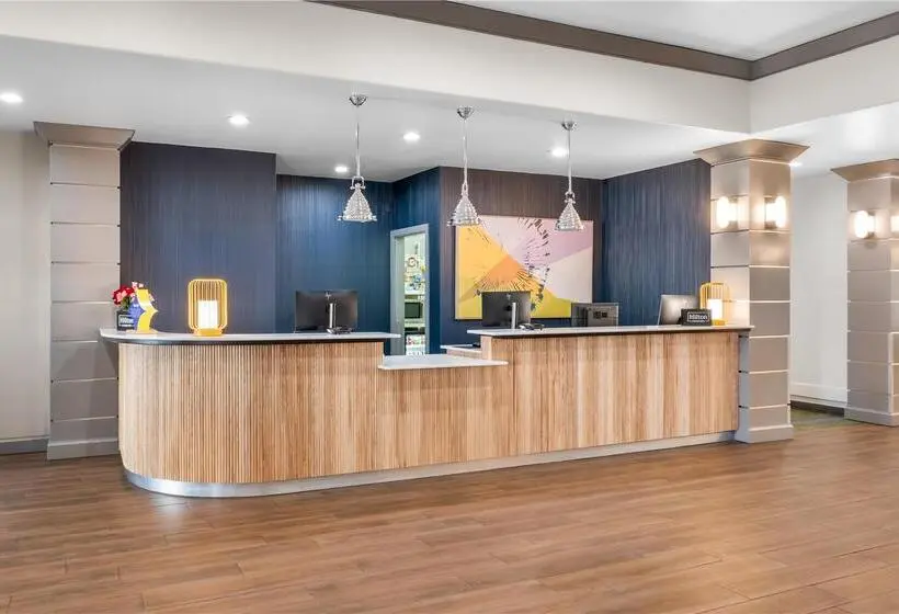 ホテル Comfort Suites Amarillo