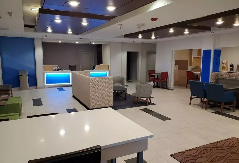 酒店 Holiday Inn Express & Suites Junction City By Ihg