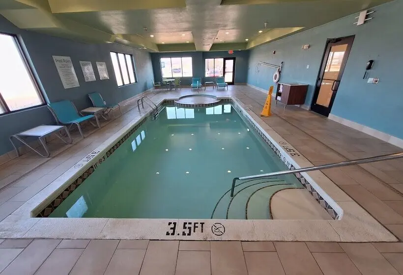 ホテル Holiday Inn Express & Suites Junction City By Ihg