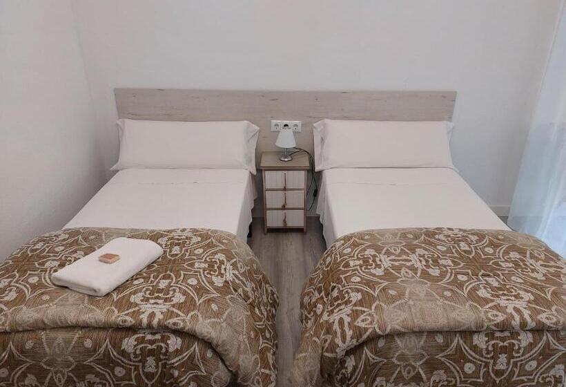 هتل Pensión Saint Mateo