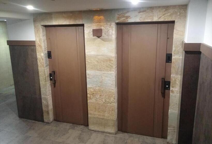 هتل Pensión Saint Mateo