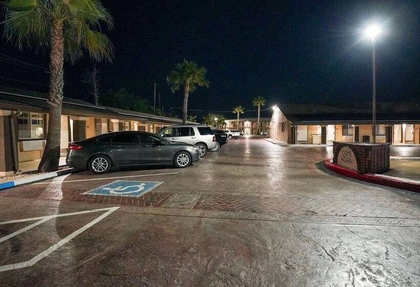 فندق على الطريق Americas Best Value Inn, Antioch