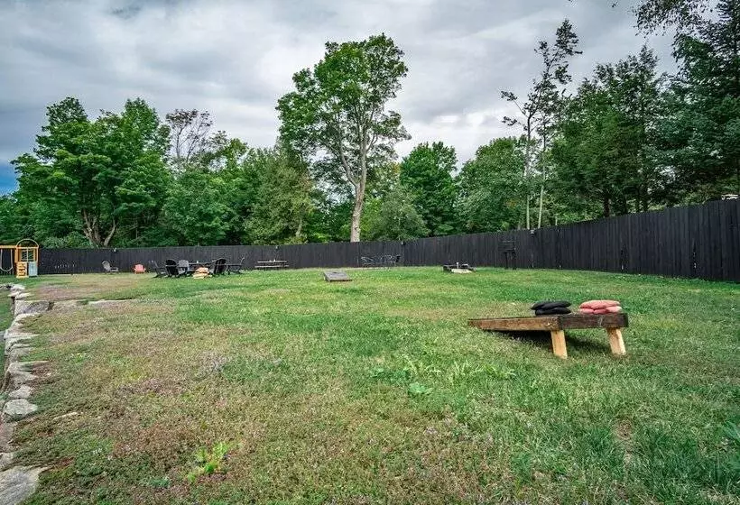 汽车旅馆  The Alpine Lodge