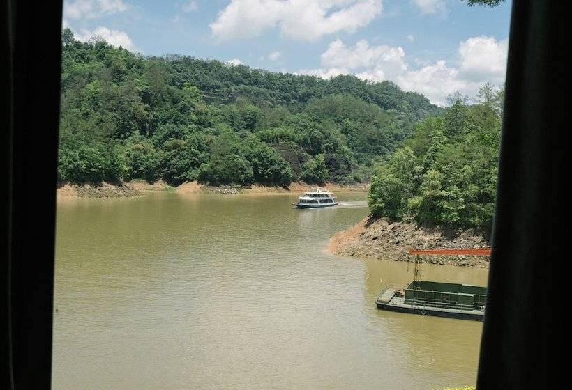 酒店 Yue Shan Shui She Taining