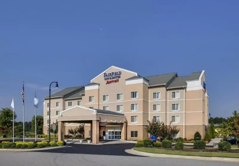 Fairfield Inn And Suites South Hill I 85