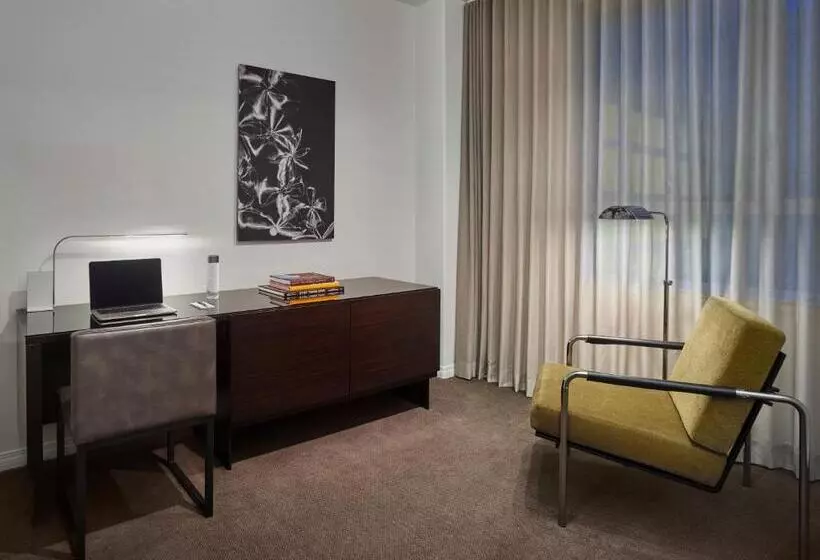 בית מלון כפרי Aka Beverly Hills